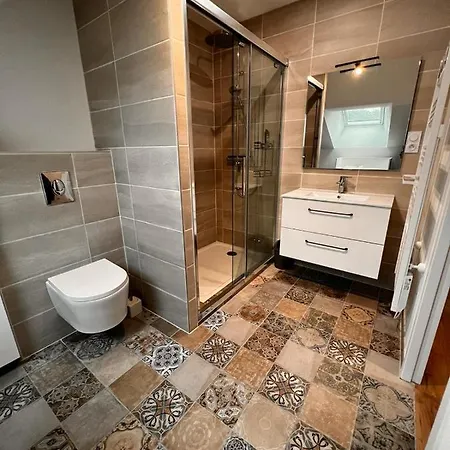 Le Domaine Du Nail Holiday home Mee